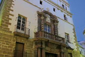 Fachada Casa-palacio del Almirante. Cádiz.